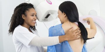 How to Prepare and What to Expect During a Mammogram Procedure